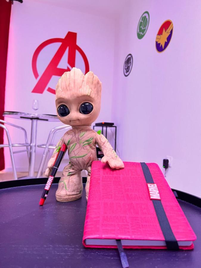 Le Marvel - Avengers Lägenhet Bédarieux Exteriör bild
